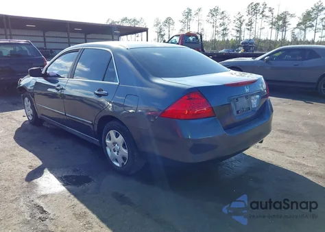 2007 Honda Accord 2.4 Lx z USA, uszkodzony, nr VIN 1HGCM56407A216686
